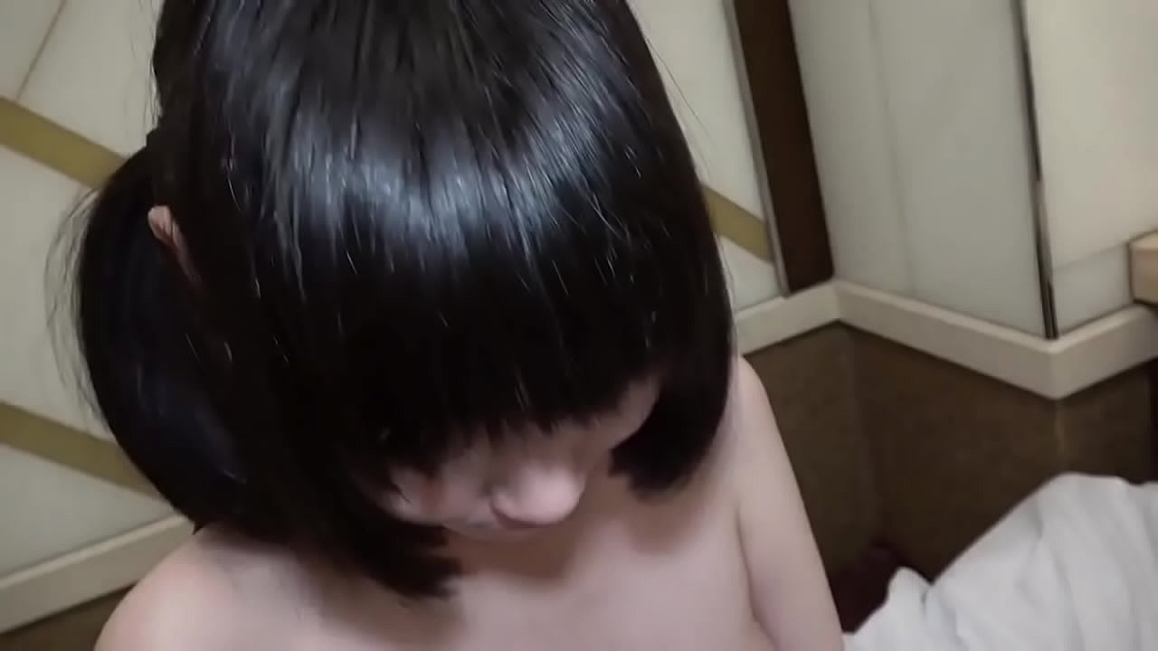 Cô em teen xinh thèm tình dục dâm quá mê